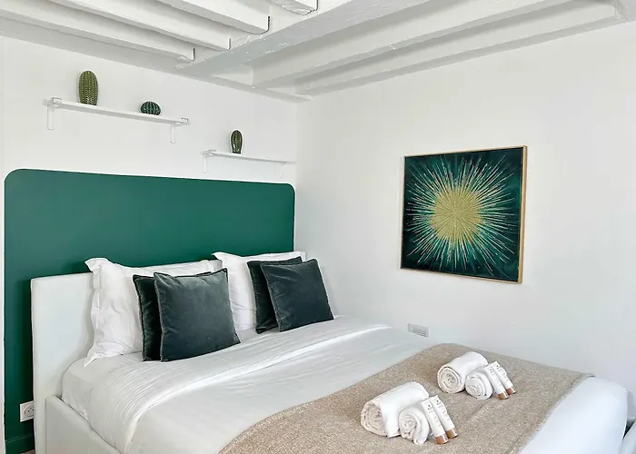 Appartement Opera - Premium With Lift Near Gare De L'est For 4 *