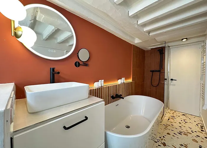 Appartement Opera - Premium With Lift Near Gare De L'est For 4 Parijs