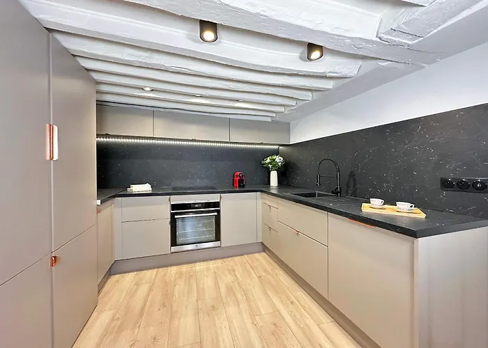 Appartement Opera - Premium With Lift Near Gare De L'est For 4 *